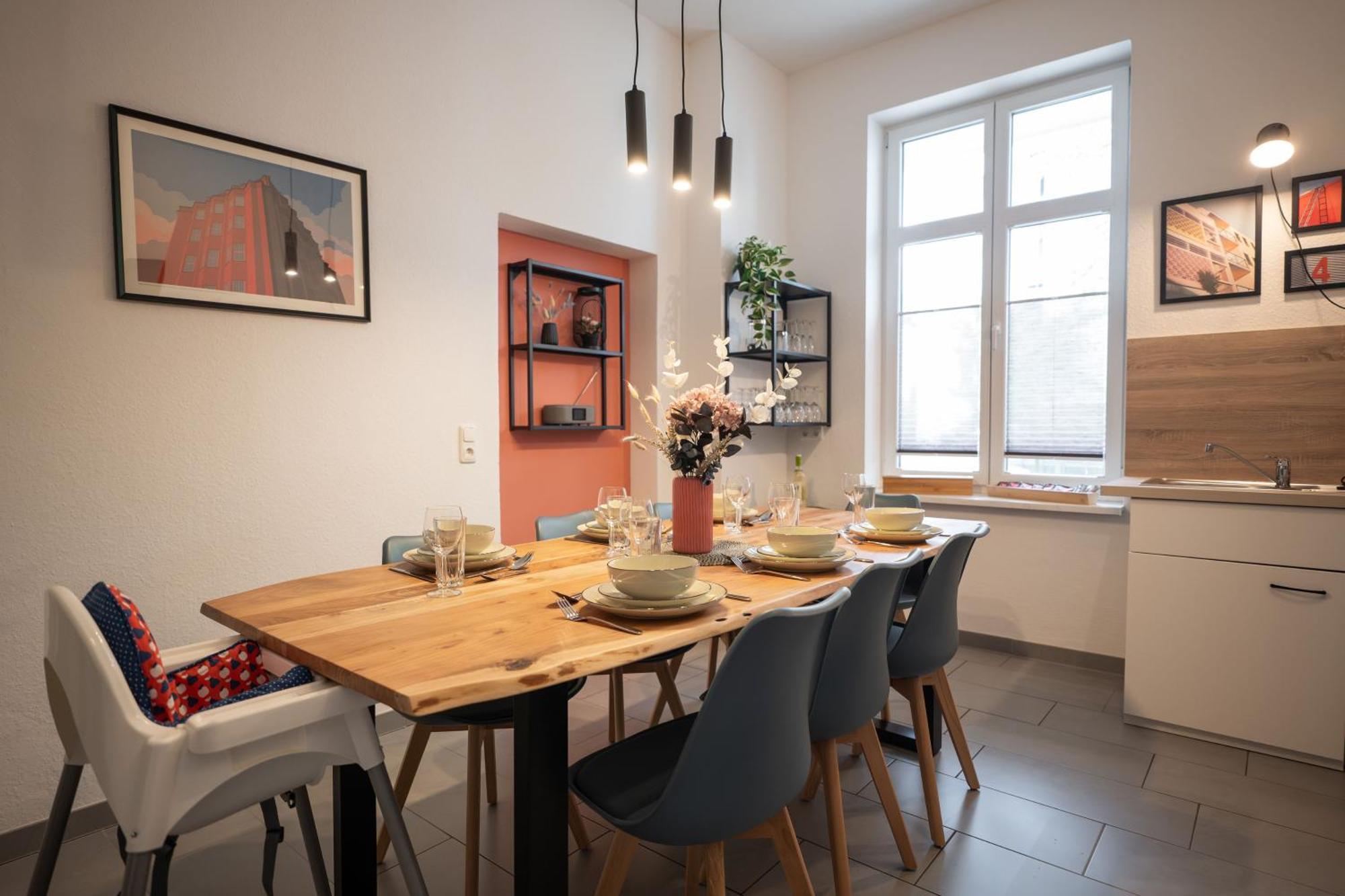 T21 - Apartment Direkt Im Zentrum Mit Parkplatz Кемниц Екстериор снимка